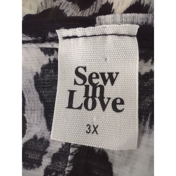 SEW IN LOVE Women's Blouse 3X Animal Print Ruffled Black Cream Lightweight - Picture 3 of 4